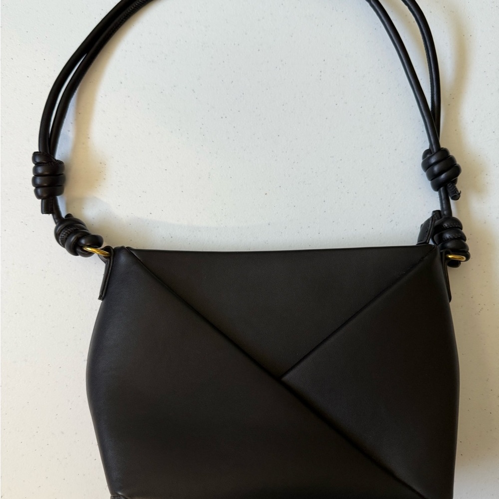 Elegant Black Women's Bag